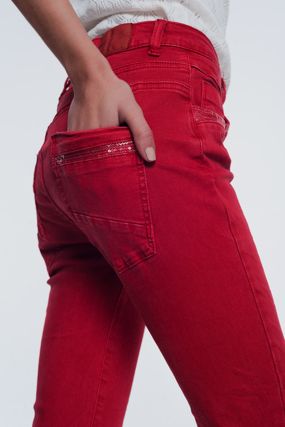 red boyfriend jeans with button closure - Jeans