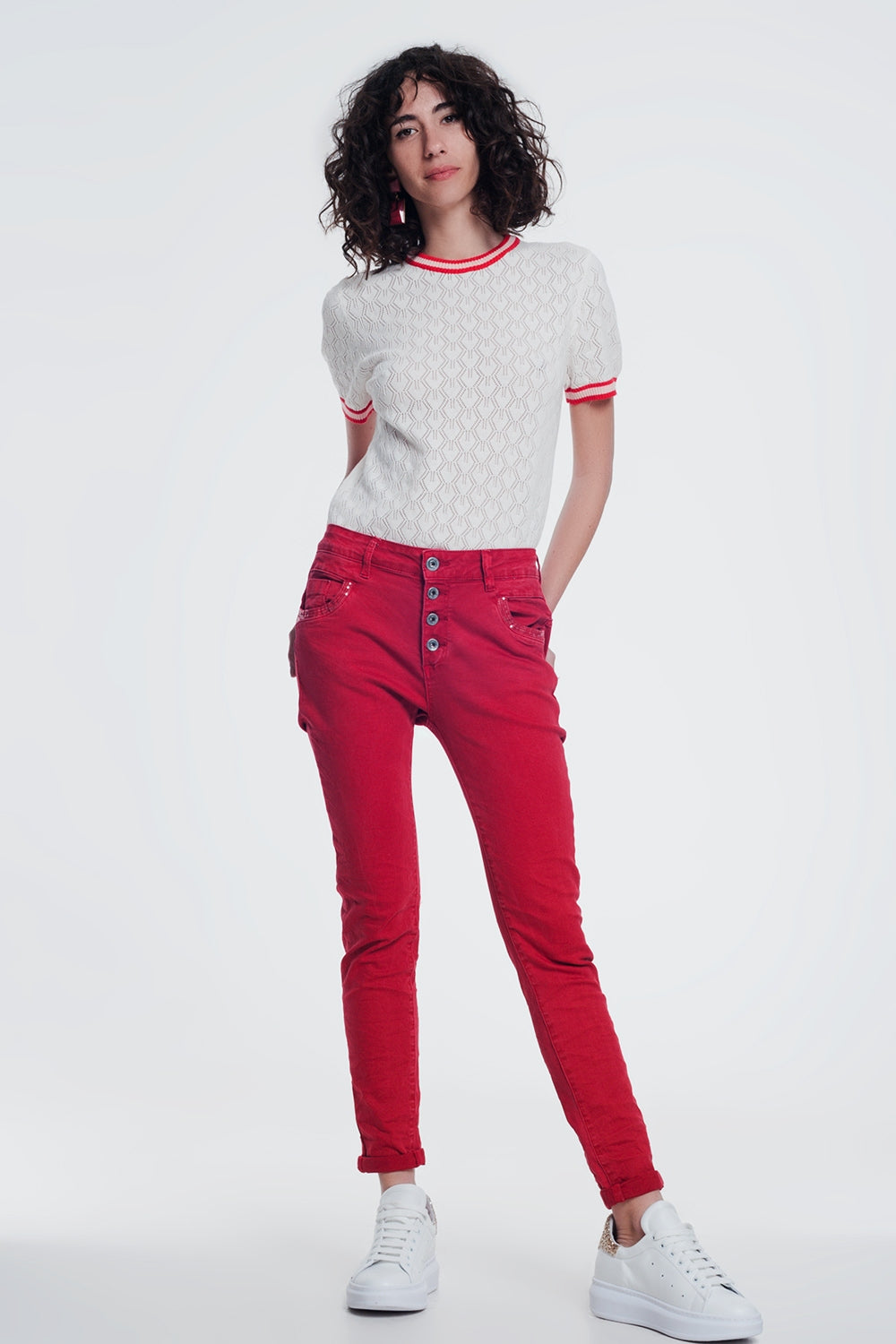 red boyfriend jeans with button closure - Jeans