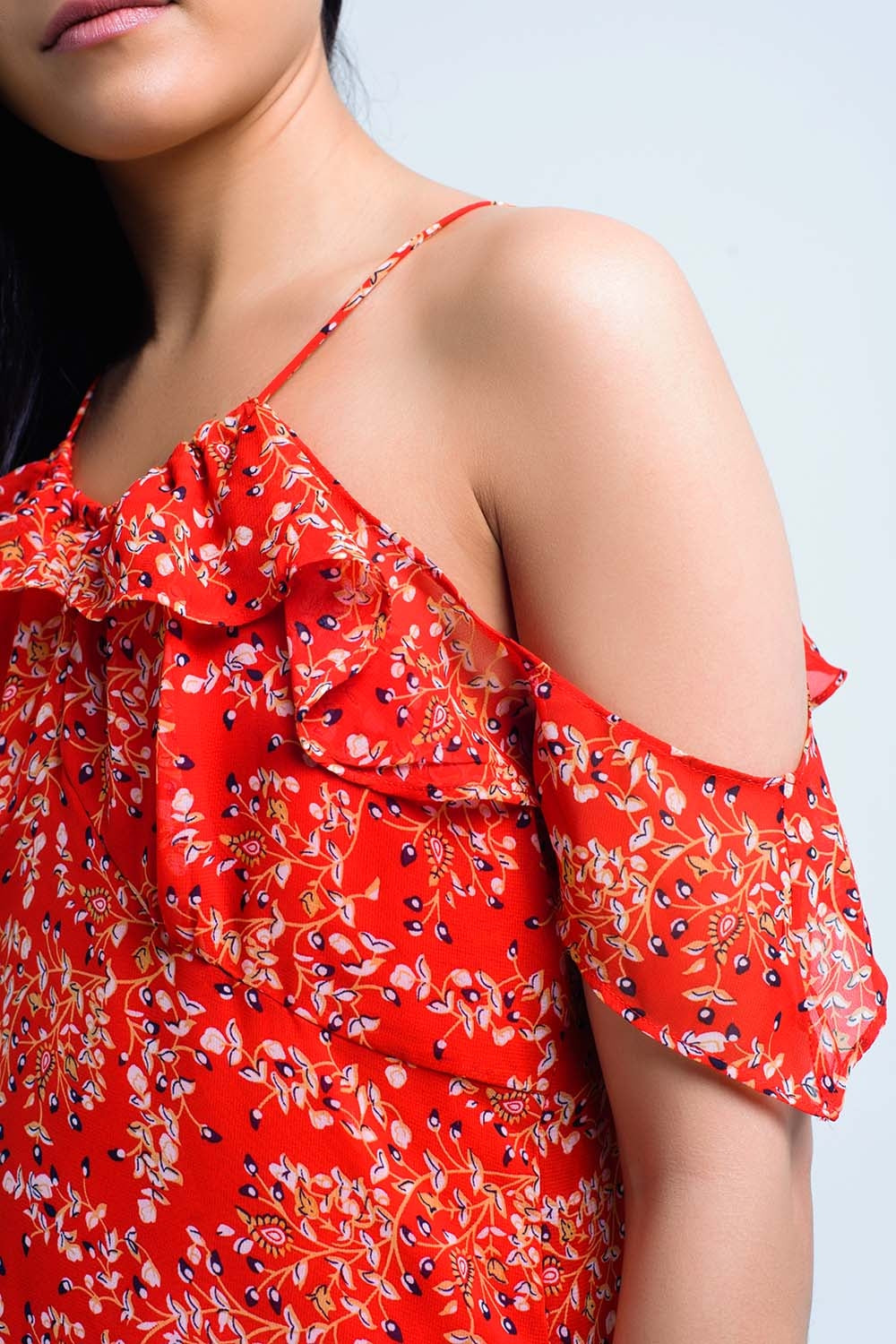 Red dress with printed flowers and ruffles - Dresses