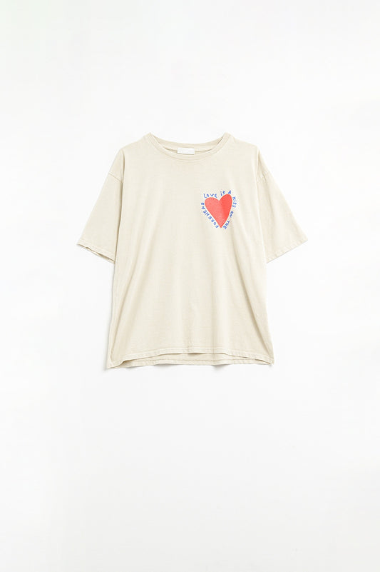 Relaxed beige T-shirt featuring a heart design on both the front and back - T-Shirts