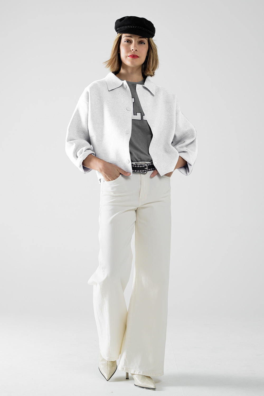 Cardigan tricoté décontracté de haute qualité de couleur crème