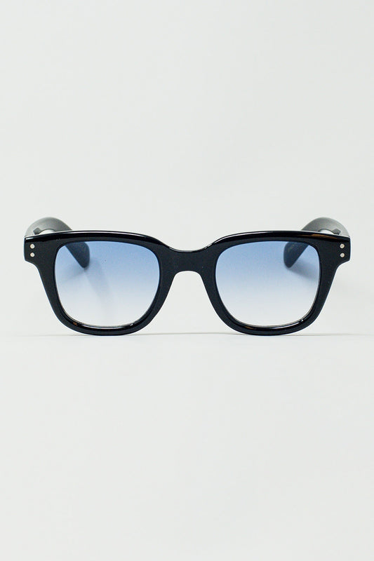Retro Round Sunglasses With Smoke Blue Lens in Black - Sunglasses