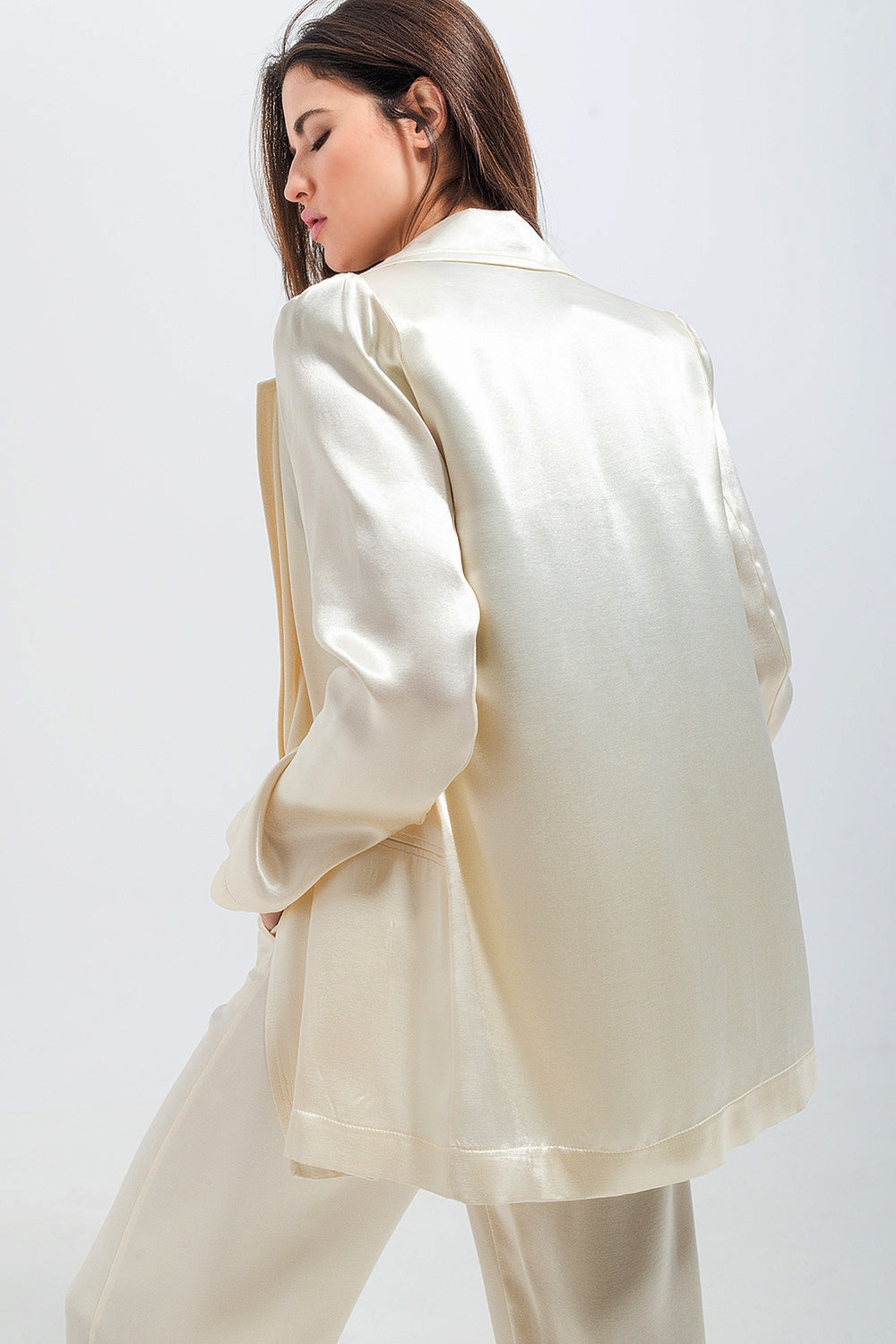 Satin blazer in cream Q2 Coats and Jackets BoutiqueLua