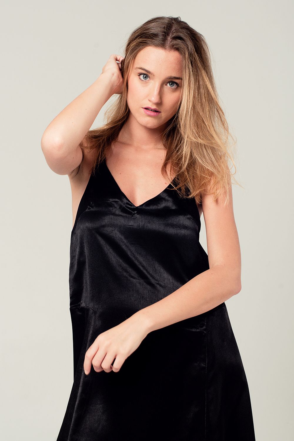 Satin midi dress with back detail in black Q2 Dresses BoutiqueLua