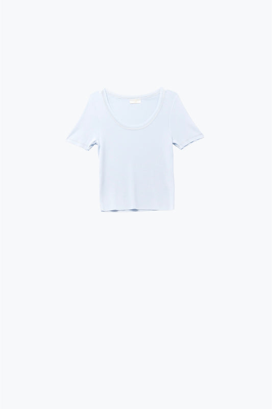 Short Sleeve sweater In baby blue With Silver Seam at Round Neck - Sweaters