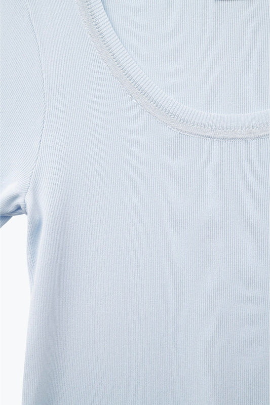 Short Sleeve sweater In baby blue With Silver Seam at Round Neck - Sweaters