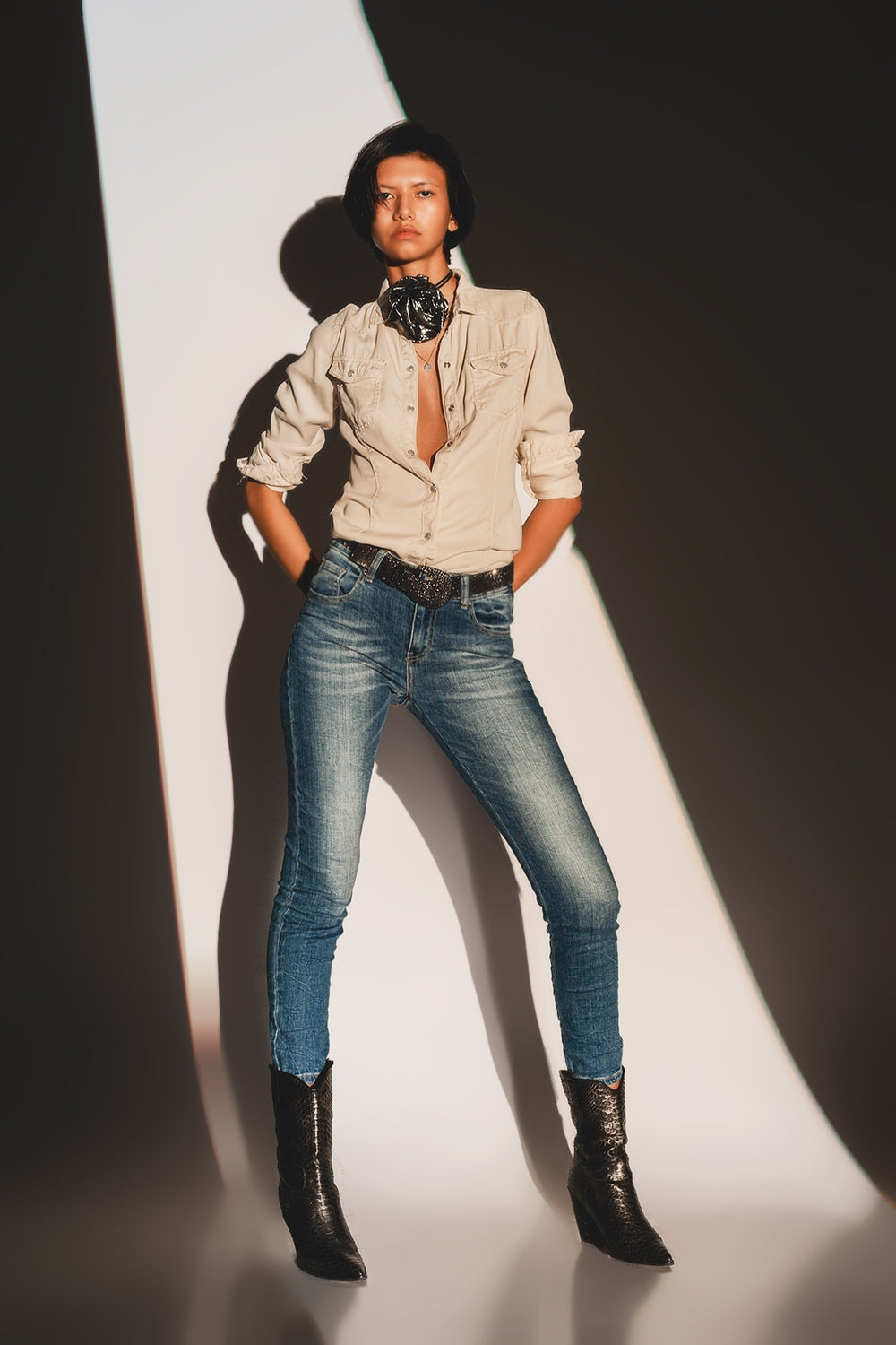 Skinny jeans in distressed blue - Jeans