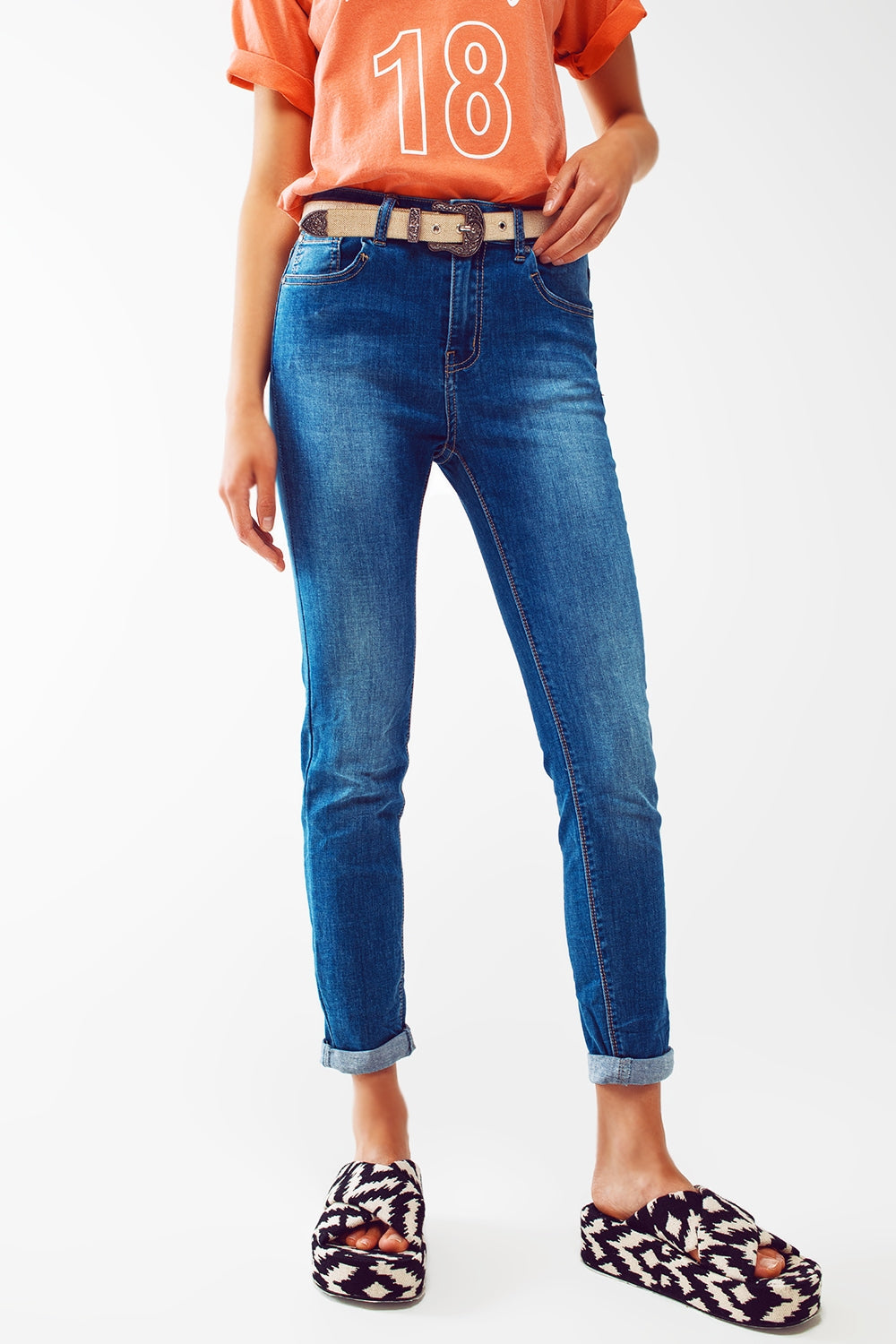 skinny jeans in mid wash - Jeans