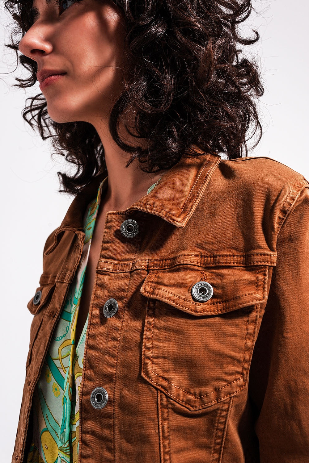 Slim denim trucker jacket in brown Q2 Coats and Jackets BoutiqueLua