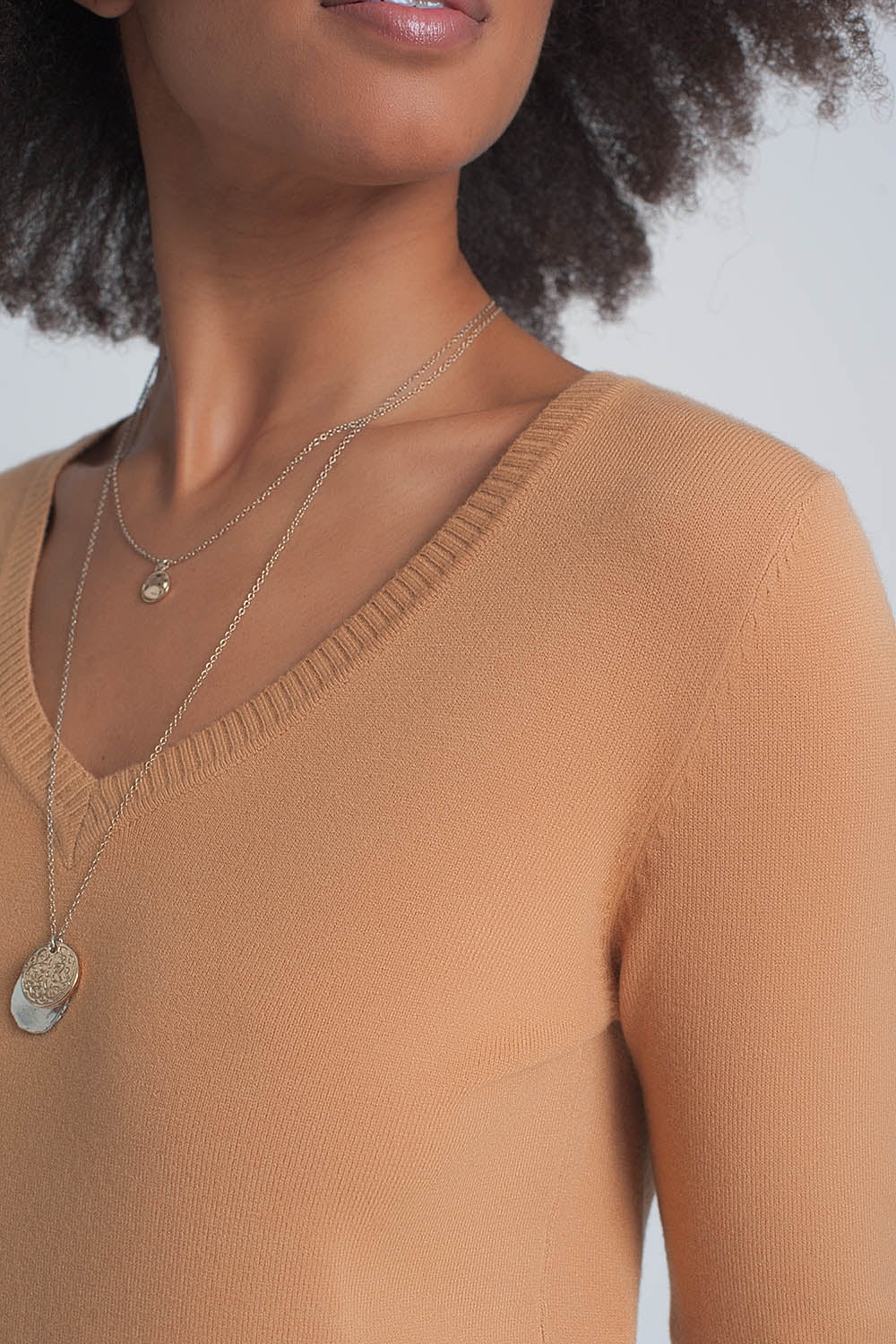 Soft basic sweater with camel v-neck - Jumpers