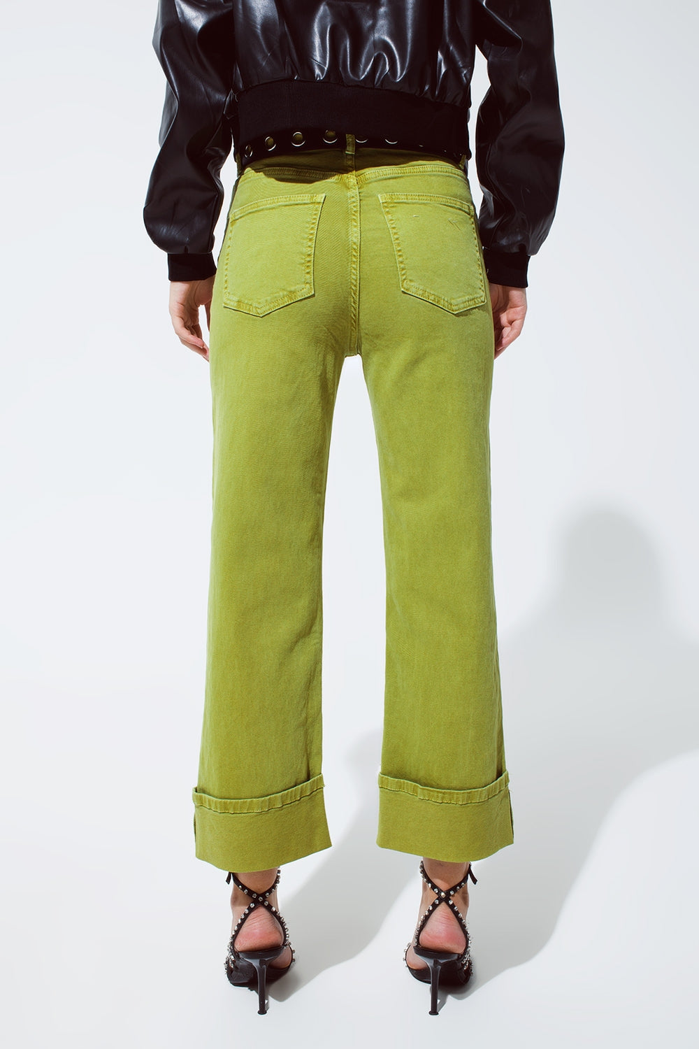Straight Leg Jeans with Cropped Hem in olive green Q2 Jeans BoutiqueLua