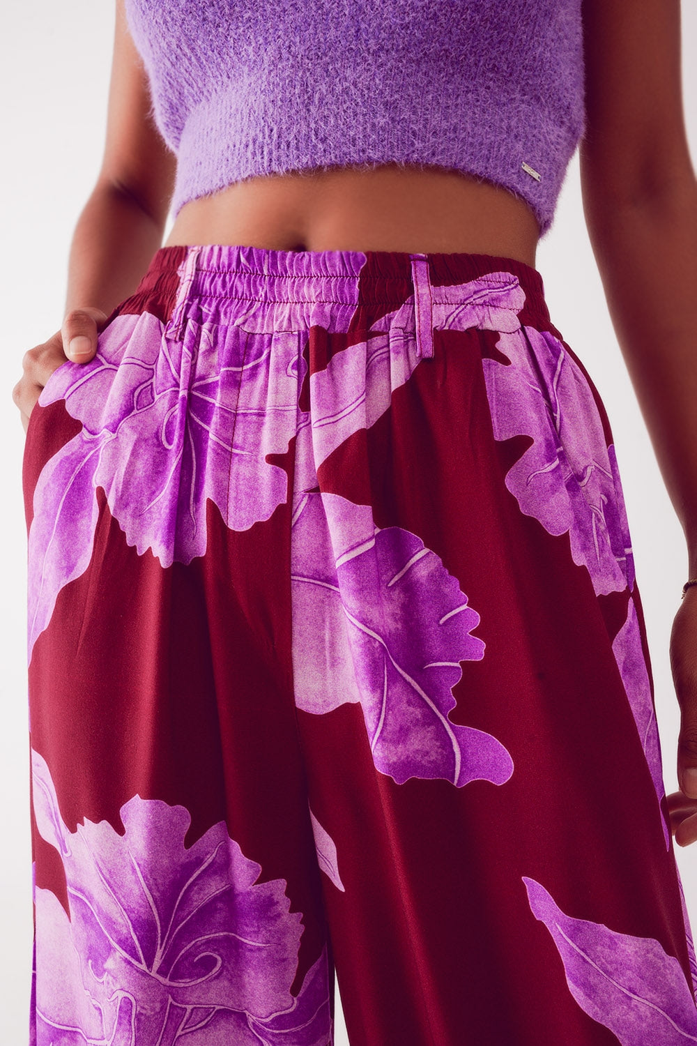 Straight leg pants in fuchsia abstract flower - Pants