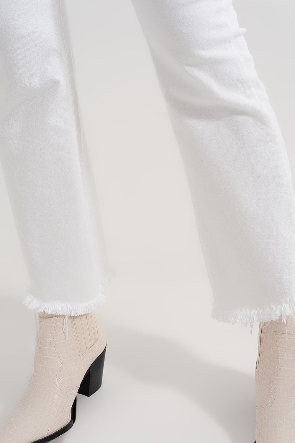 straight Pants in white with wide ankles - Trousers