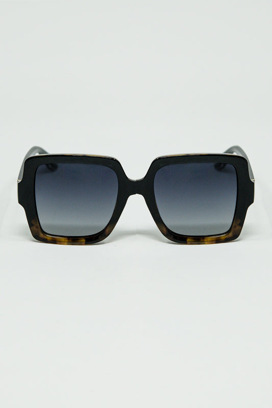 Sunglasses with a gradient print frame and black temples - Sunglasses