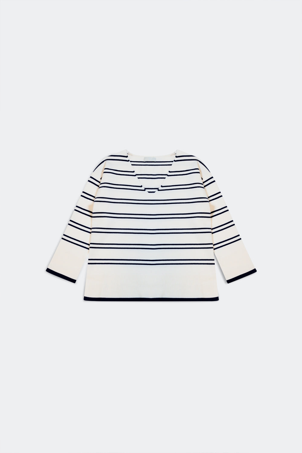 Sweater in white with navy stripe Q2 Sweaters BoutiqueLua
