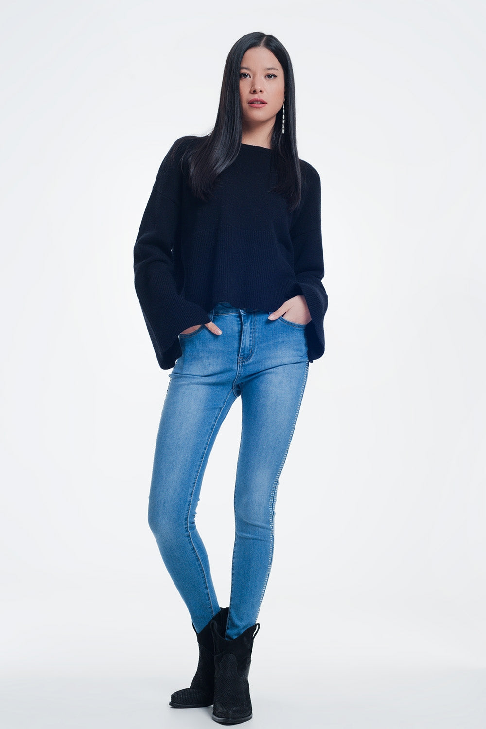 sweater with long sleeves in black - Jumpers