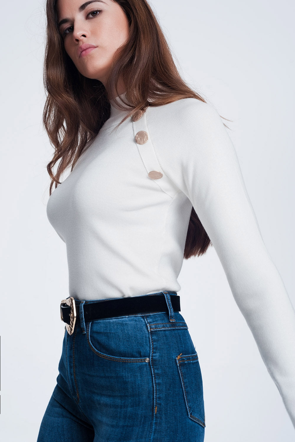 Sweatshirt with button detail in cream - Sweaters