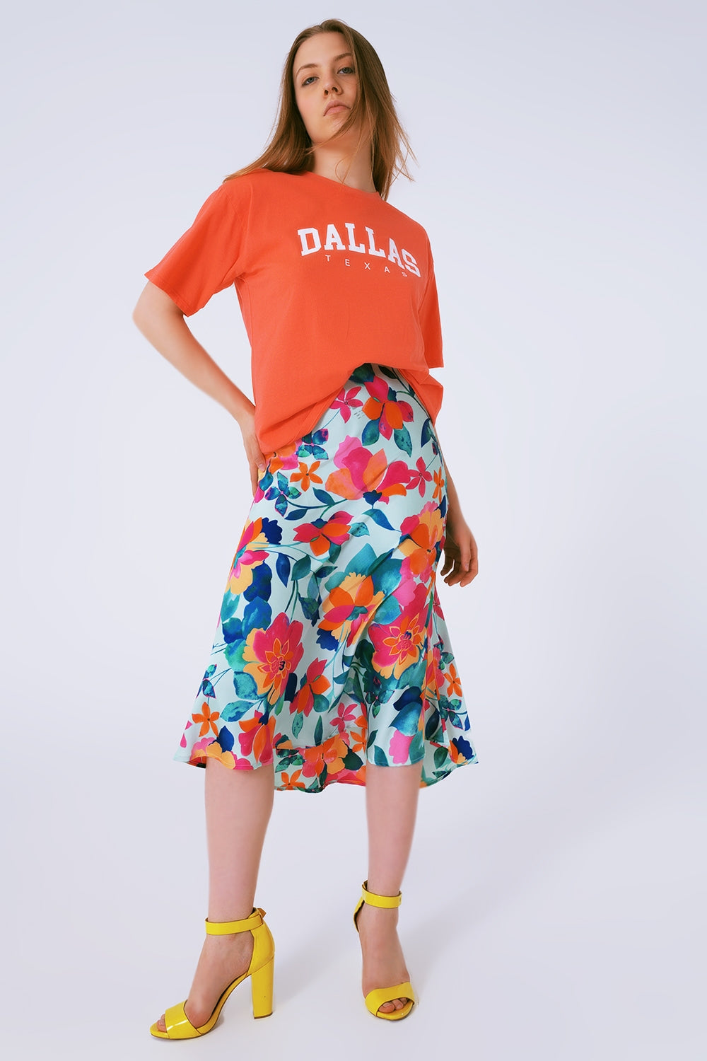 T Shirt with Dallas Texas Text in Orange - T-Shirts