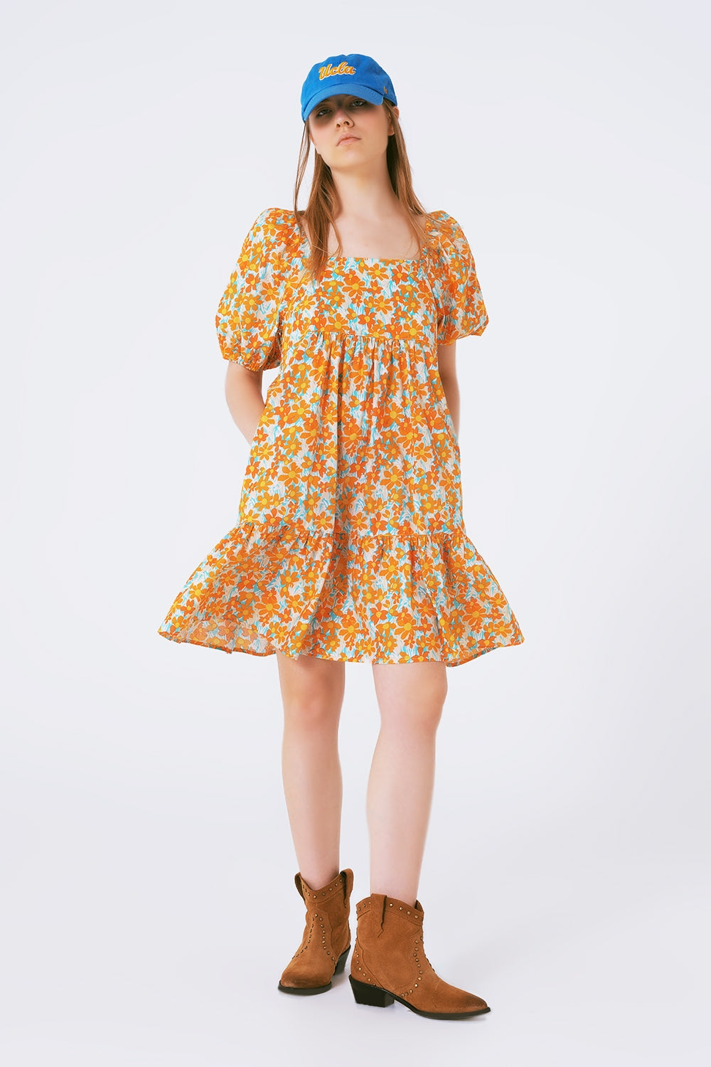 Vestido corto amplio estampado de flores y mangas abullonadas Q2 Dresses BoutiqueLua