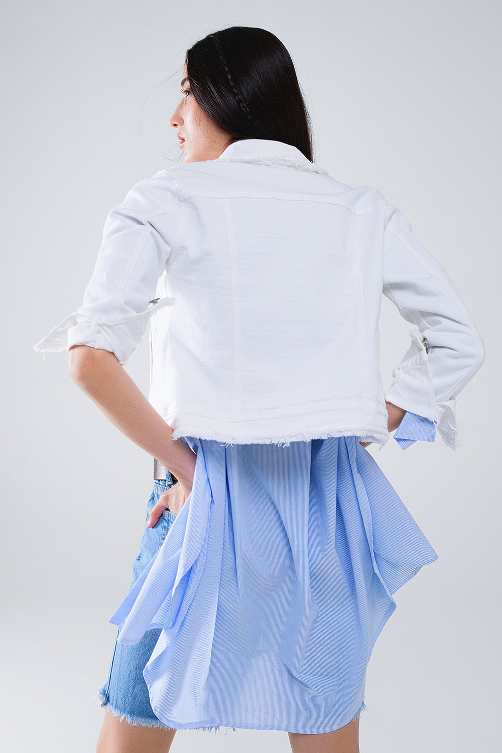 White Denim Jacket With Embroided Flowers - Jackets