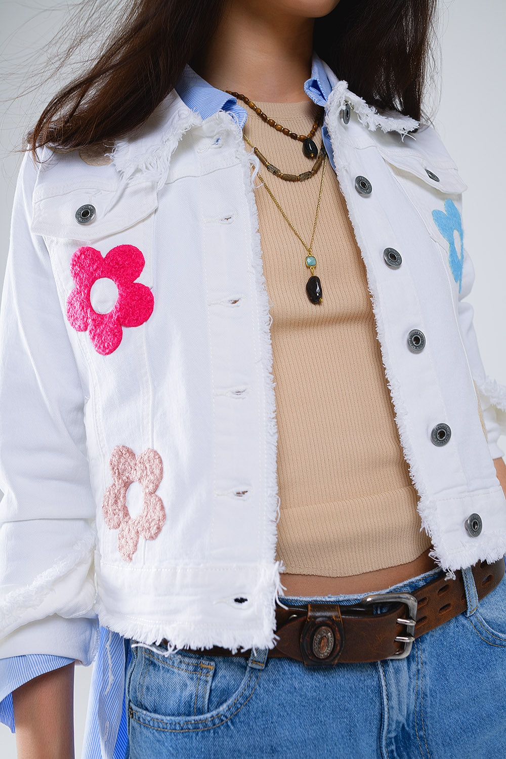 White Denim Jacket With Embroided Flowers - Jackets