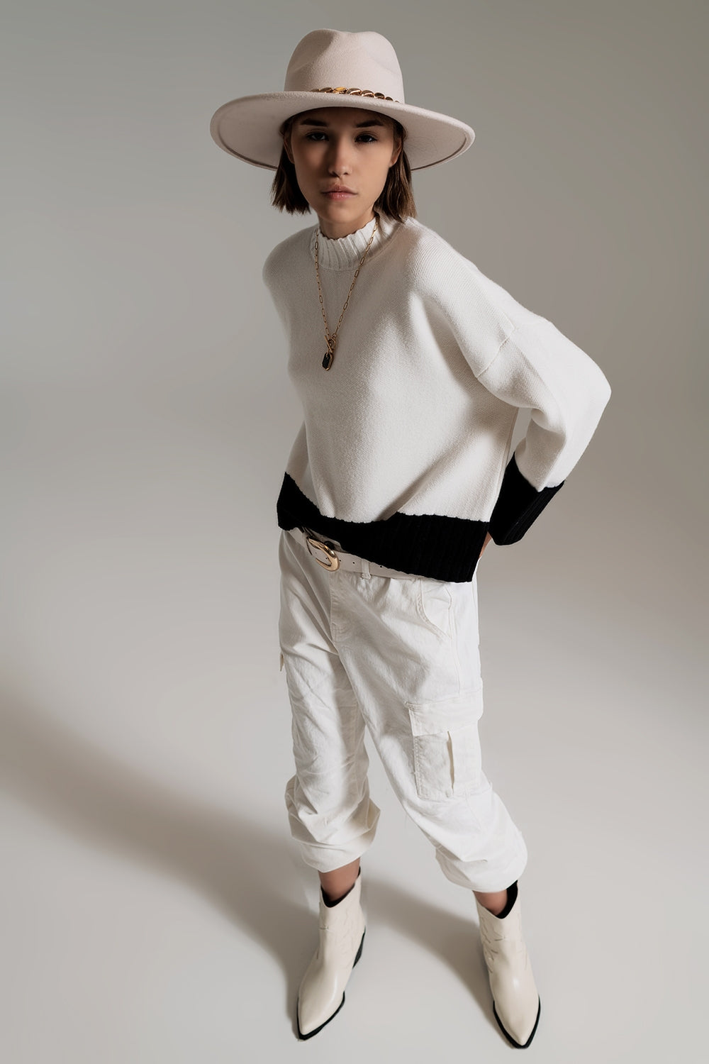 white jumper with black ribbed cuffs and hem Q2 Sweaters BoutiqueLua