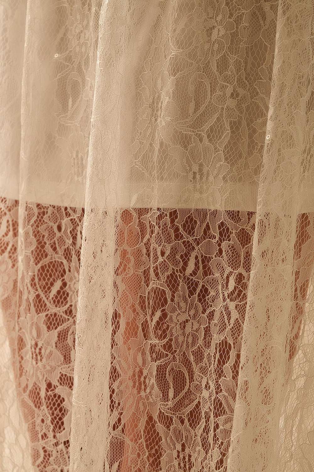 White maxi lace skirt with sequin detail - Skirts