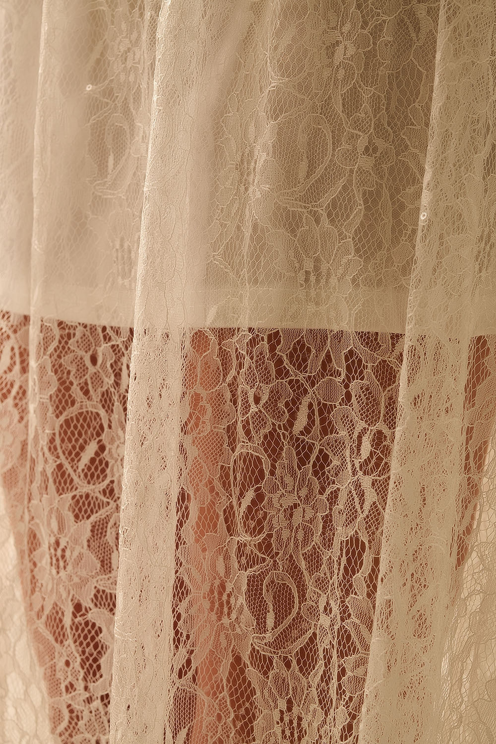 White maxi lace skirt with sequin detail